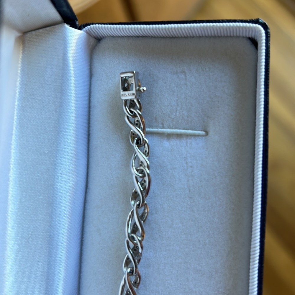 Diamond Infinity Bracelet - Picture 4 of 7